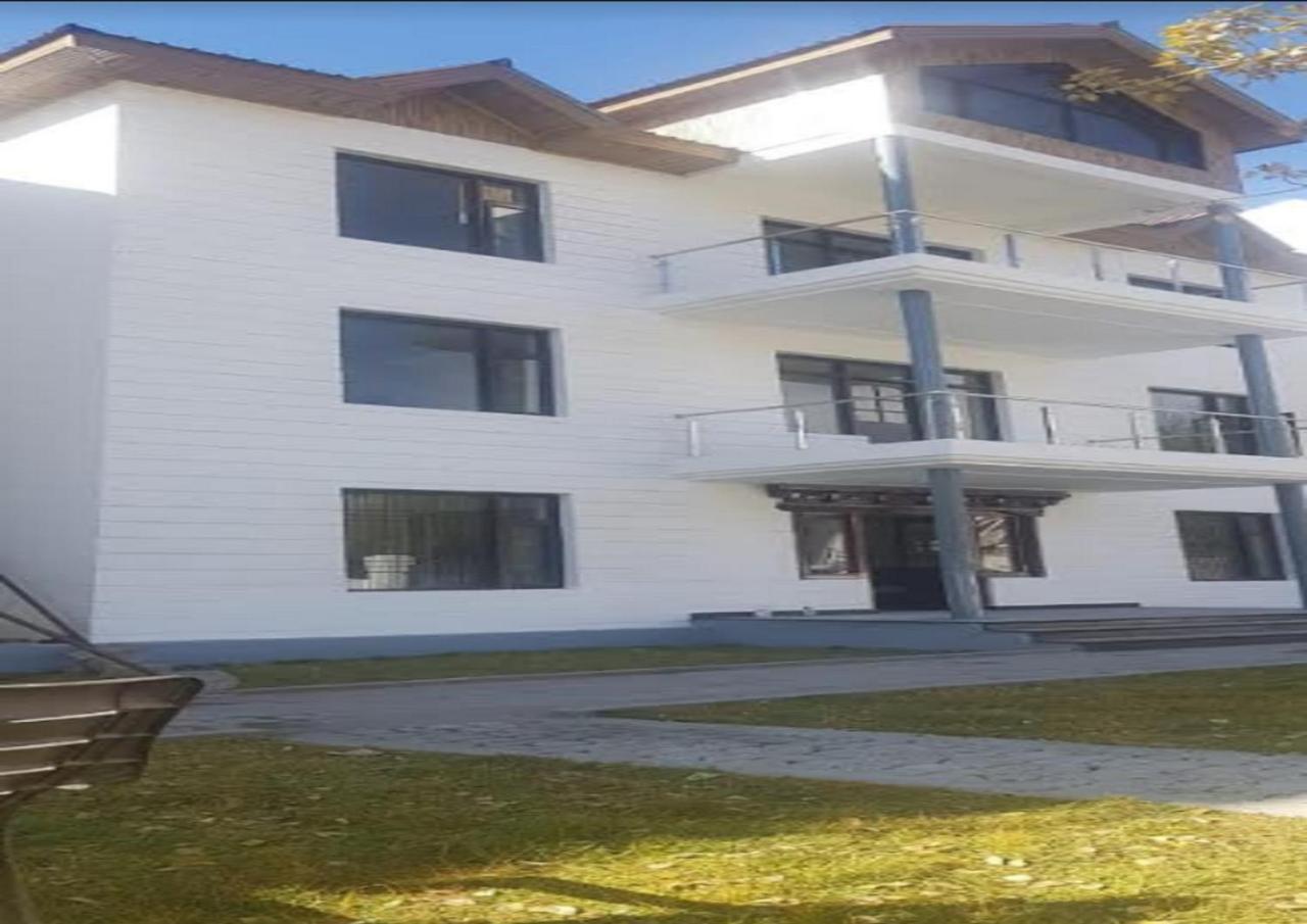 Hotel Kargil Heights 外观 照片
