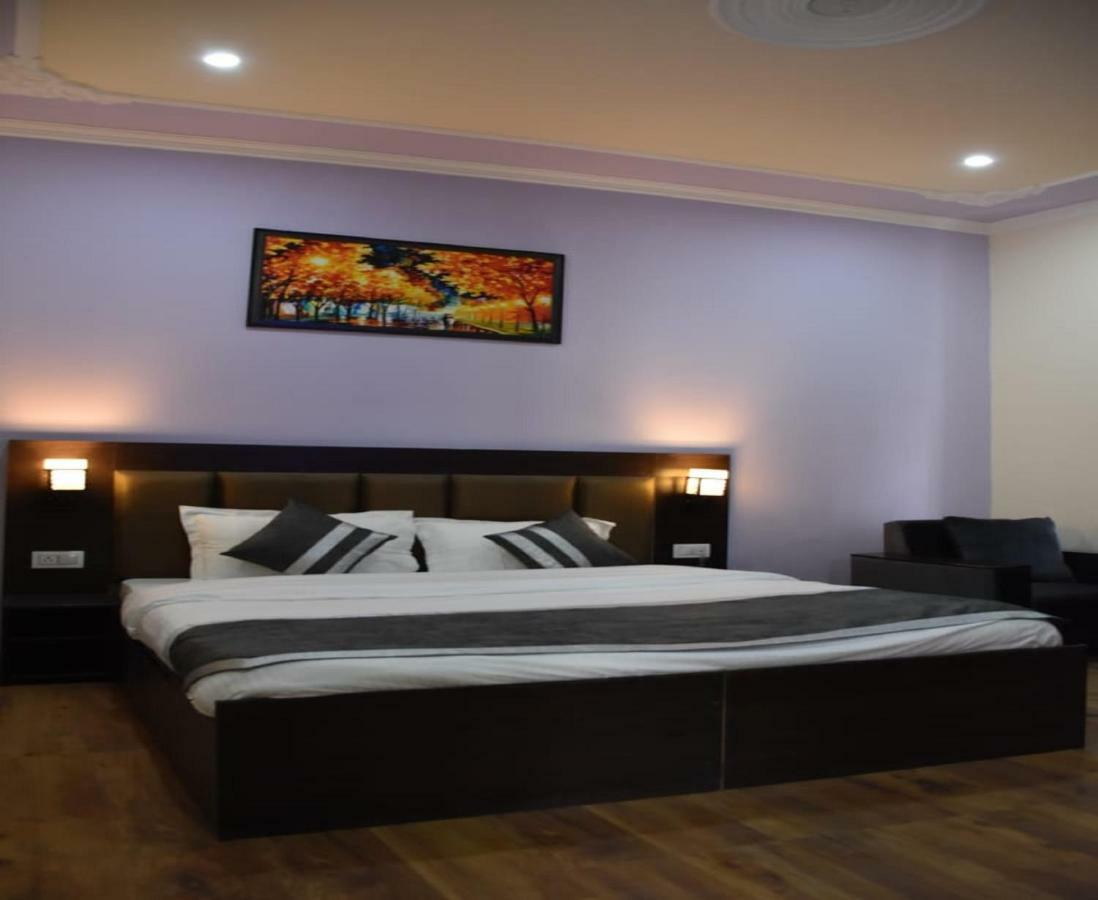 Hotel Kargil Heights 外观 照片